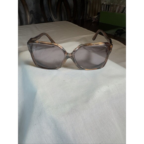 YVES SAINT LAURENT French Ladies Vintage 1970's Sunglasses - Picture 6 of 8